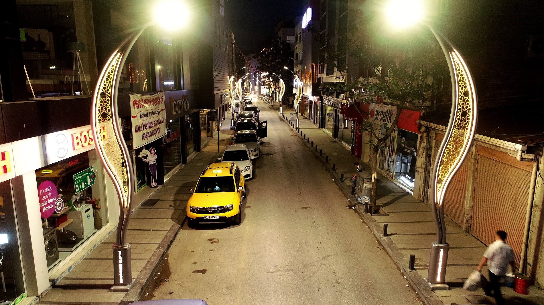 KAZIM KARABEKİR CADDESİ ARTIK IŞIL IŞIL